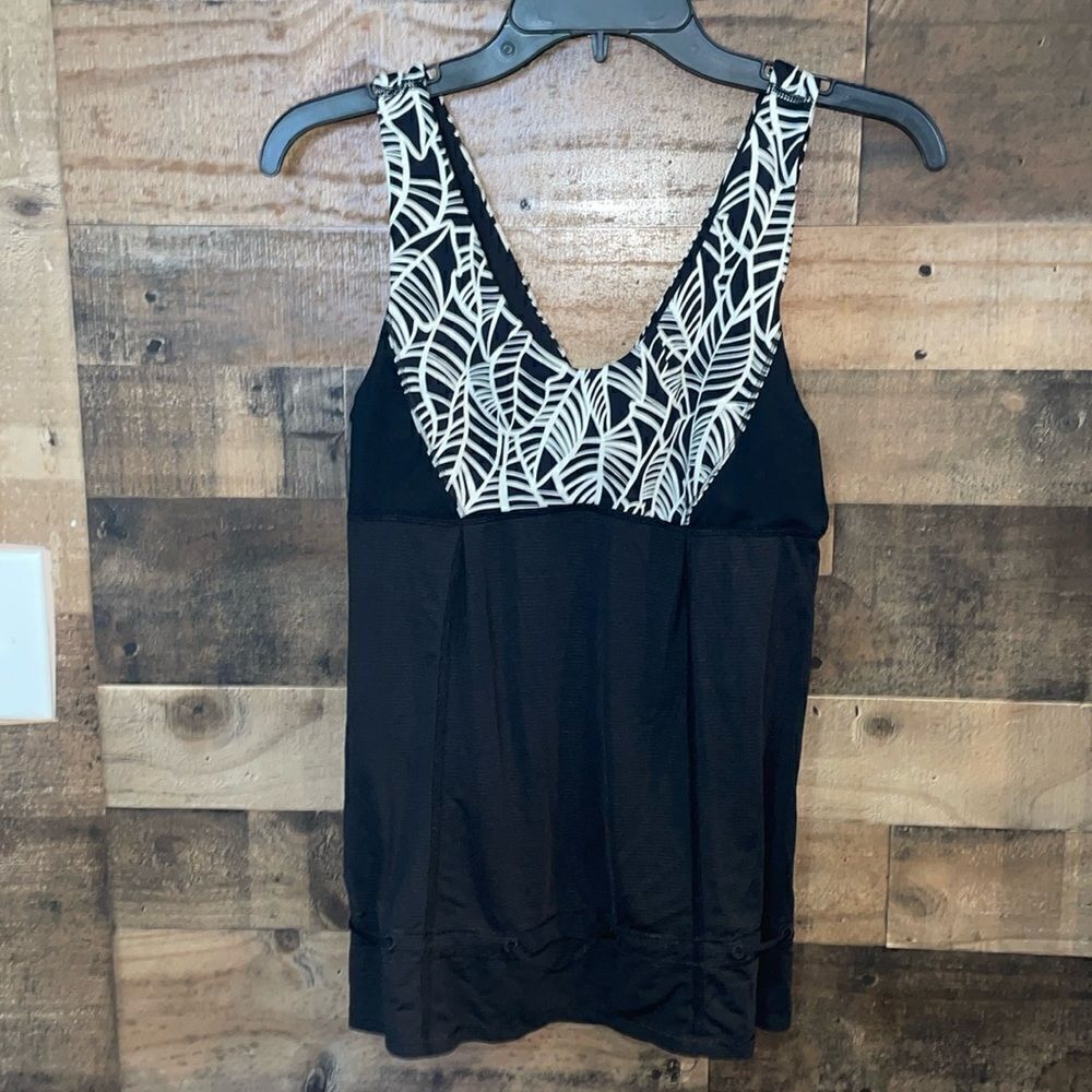 Lululemon Hustle & Bustle Tank Black / Pretty Palm Black Angel Wing